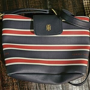 Tommy Hilfiger purse